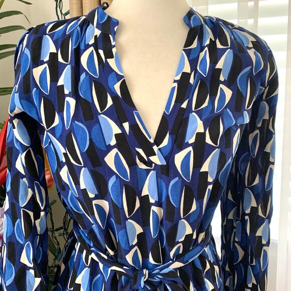 Zara Geometric PRINTED SHORT DRESS with Belt Tie in Blue - Picture 6 of 13